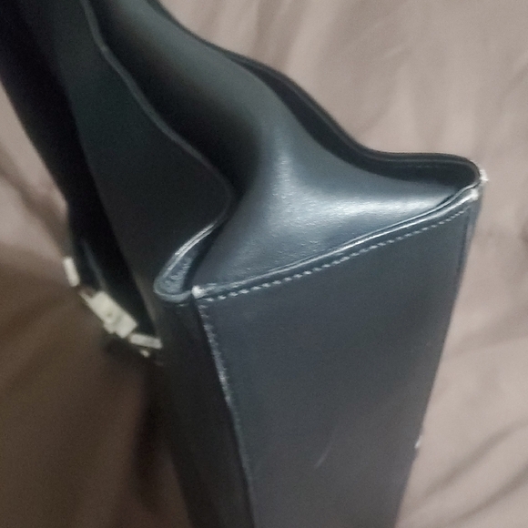 Gucci Black Leather Bag - Picture 8 of 12